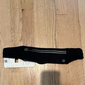 Lululemon fast and free run belt NEW